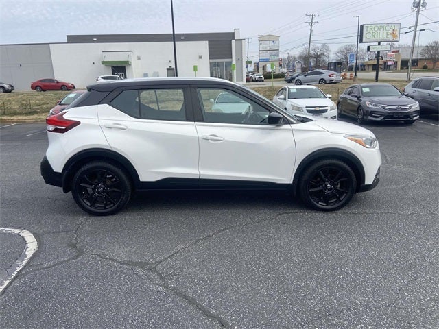 2020 Nissan Kicks SV