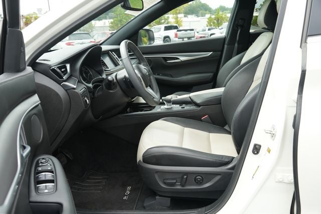 2023 INFINITI QX55 LUXE