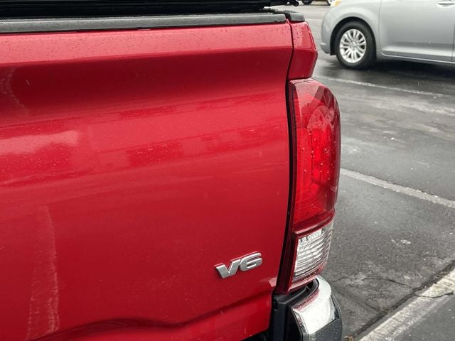 2020 Toyota Tacoma SR5 V6