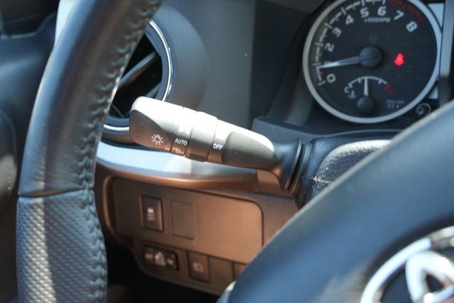 2023 Toyota Tacoma SR5 V6