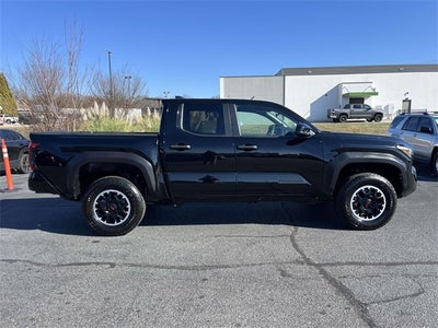 2024 Toyota Tacoma TRD Off-Road