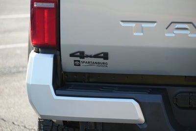 2024 Toyota Tacoma TRD Off-Road