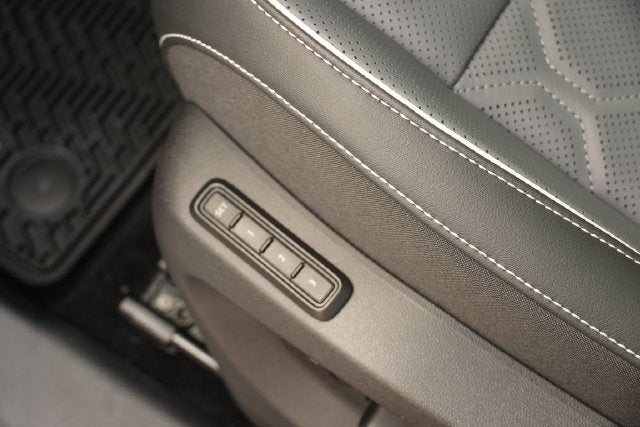 2025 Volkswagen Tiguan 2.0T SEL R-Line