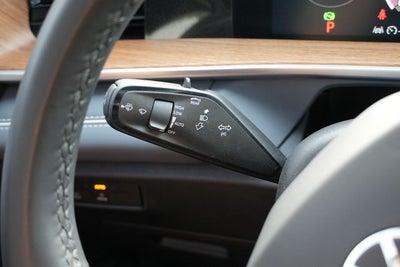 2025 Volkswagen Tiguan 2.0T SEL R-Line