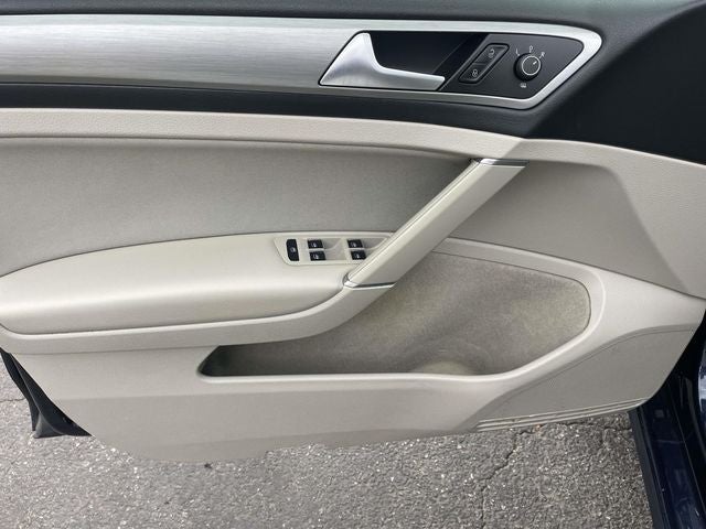 2017 Volkswagen Golf TSI S 4-Door