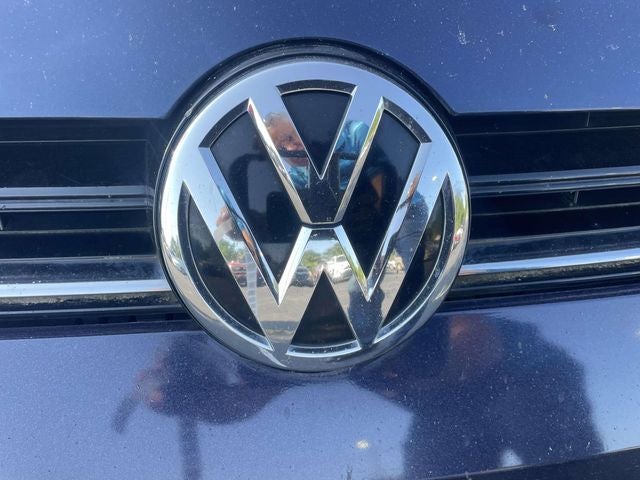 2017 Volkswagen Golf TSI S 4-Door