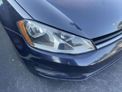 2017 Volkswagen Golf TSI S 4-Door