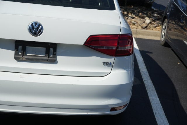 2015 Volkswagen Jetta 2.0L TDI S