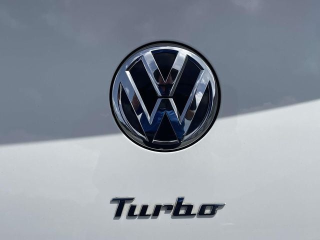 2016 Volkswagen Beetle 1.8T Dune