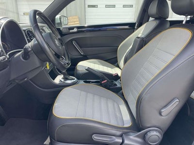 2016 Volkswagen Beetle 1.8T Dune