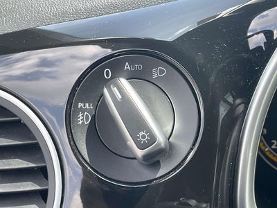 2016 Volkswagen Beetle 1.8T Dune