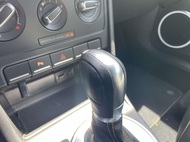 2016 Volkswagen Beetle 1.8T Dune