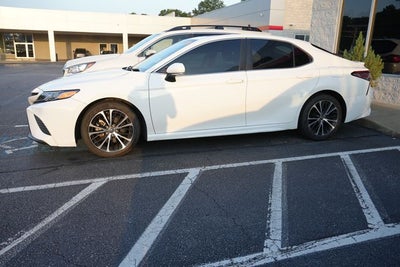 2018 Toyota Camry SE
