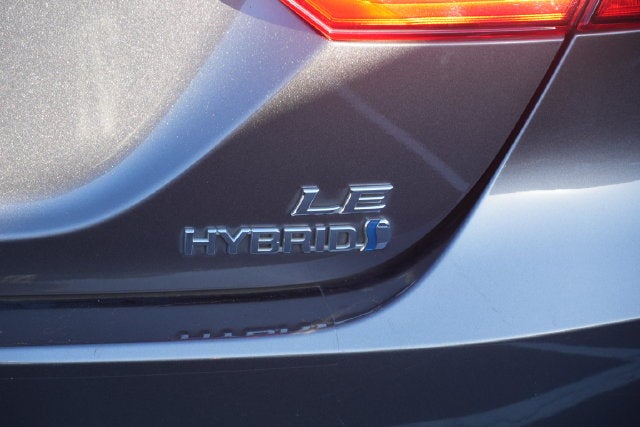 2018 Toyota Camry Hybrid LE