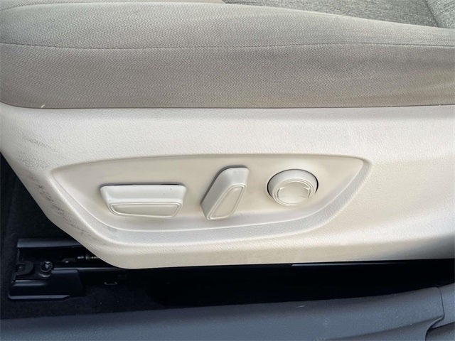 2021 Toyota Camry Hybrid LE