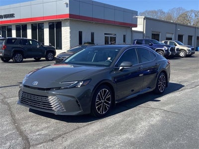 2025 Toyota Camry XLE