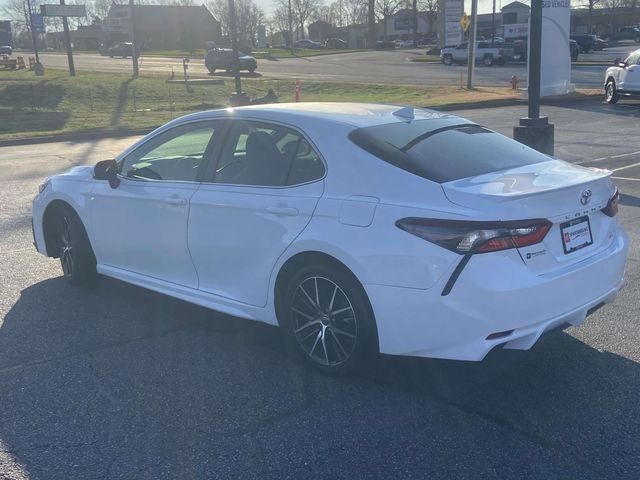 2024 Toyota Camry SE