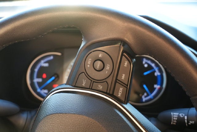 2025 Toyota RAV4 Hybrid XSE