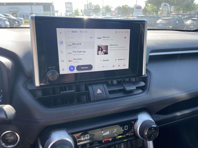 2023 Toyota RAV4 Hybrid SE