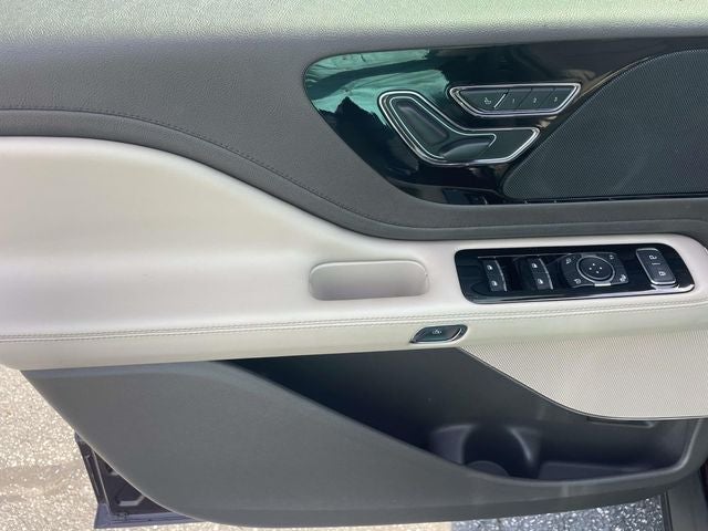 2023 Lincoln Aviator Standard Premium