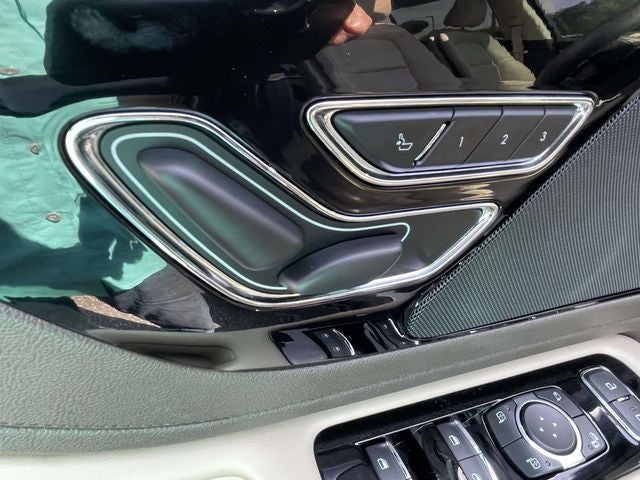 2023 Lincoln Aviator Standard Premium