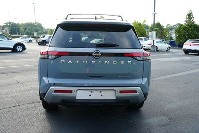 2022 Nissan Pathfinder Platinum