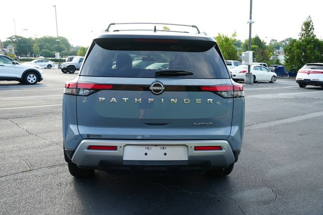 2022 Nissan Pathfinder Platinum