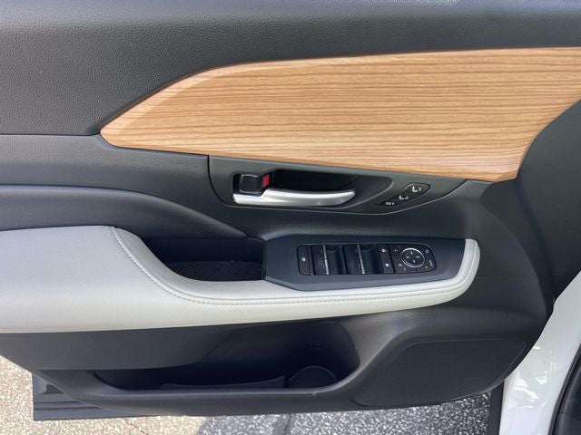 2025 Toyota Grand Highlander Limited