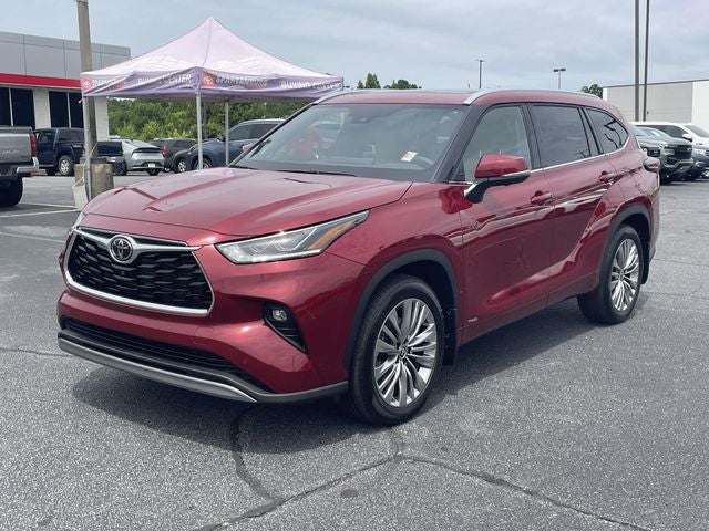 2026 Toyota Highlander Hybrid Platinum