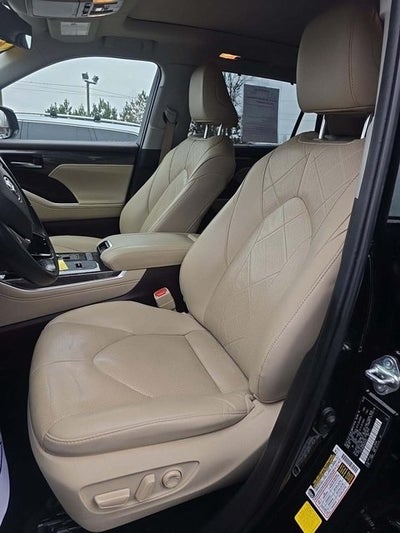 2021 Toyota Highlander Platinum