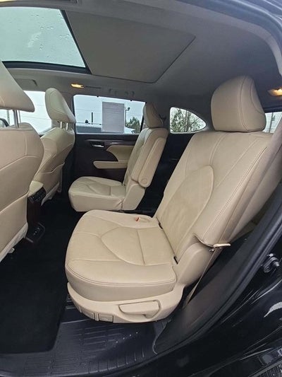 2021 Toyota Highlander Platinum