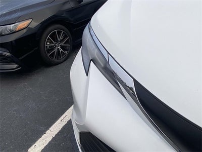 2023 Toyota Sienna XLE 8 Passenger