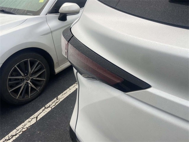 2023 Toyota Sienna XLE 8 Passenger