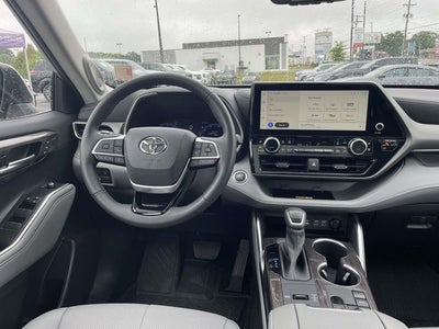 2023 Toyota Highlander Limited