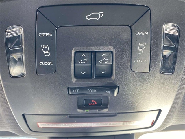 2021 Toyota Sienna XSE 7 Passenger