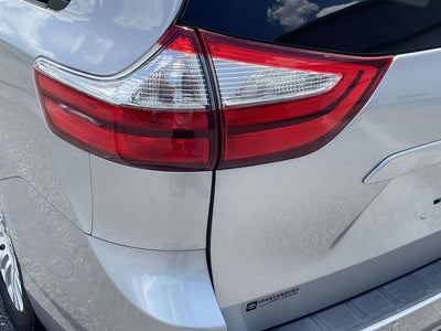 2016 Toyota Sienna XLE 8 Passenger