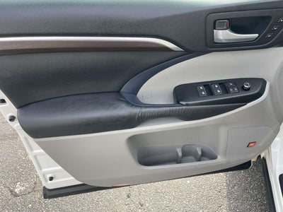 2016 Toyota Highlander Limited