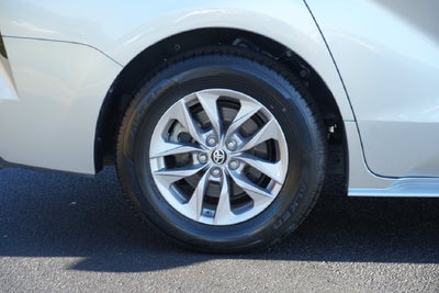 2025 Toyota Sienna XLE 8 Passenger