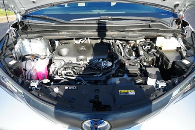 2025 Toyota Sienna XLE 8 Passenger