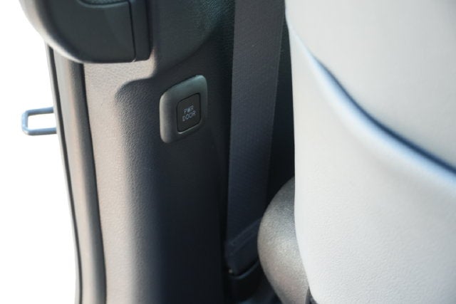 2025 Toyota Sienna XLE 8 Passenger