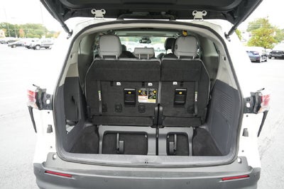 2024 Toyota Sienna XLE 8 Passenger