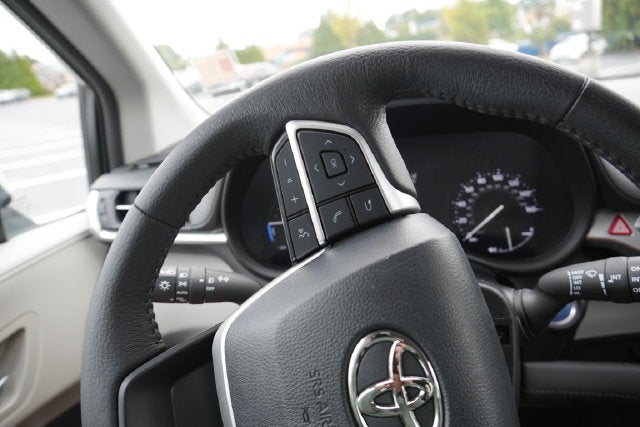 2024 Toyota Sienna XLE 8 Passenger
