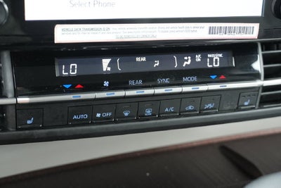 2024 Toyota Sienna XLE 8 Passenger