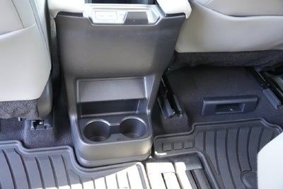 2025 Toyota Sienna XLE 8 Passenger