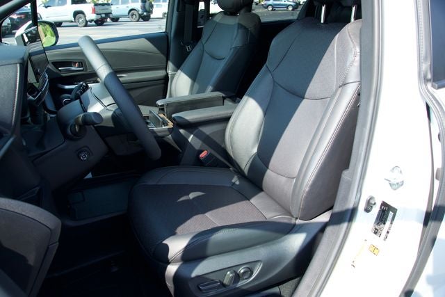 2026 Toyota Sienna Limited 7 Passenger