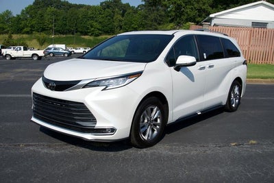 2026 Toyota Sienna Limited 7 Passenger