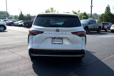 2026 Toyota Sienna Limited 7 Passenger