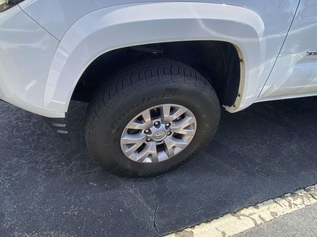 2017 Toyota Tacoma SR5 V6