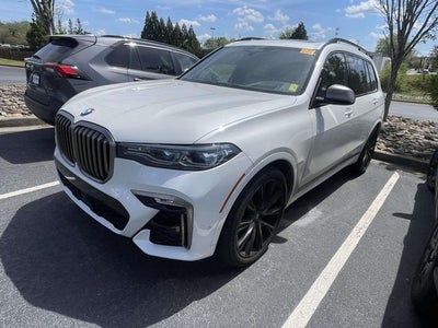 2022 BMW X7 M50i