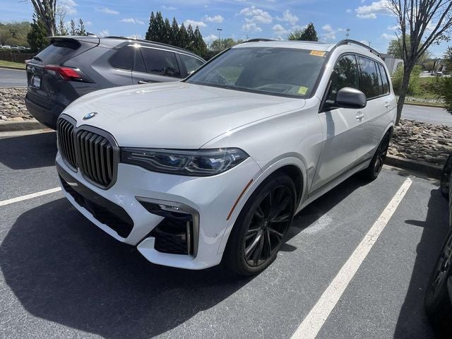 2022 BMW X7 M50i